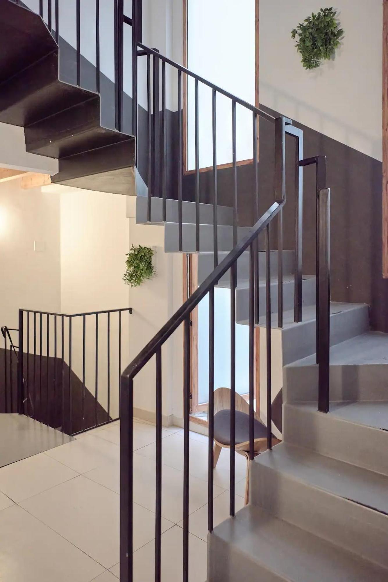 Ferienwohnung Sunny Cozy Penthouse With A Terrace At Plaza Del Carmen Valencia Exterior foto