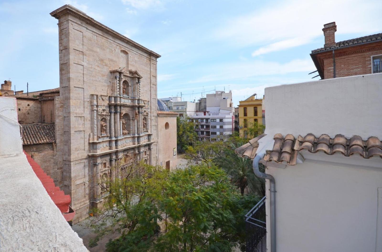 Ferienwohnung Sunny Cozy Penthouse With A Terrace At Plaza Del Carmen Valencia Exterior foto